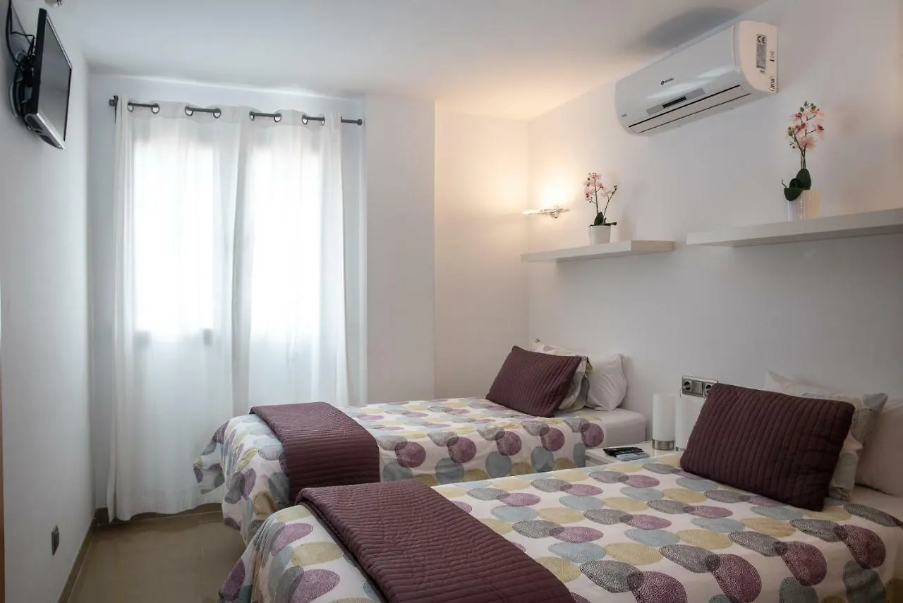 Apartaments Delfin Плайя де Пальма 0*,  Испания